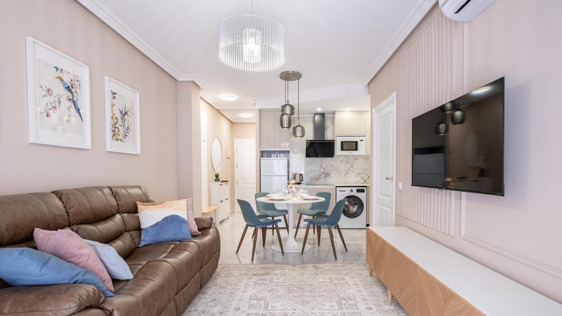Apartamento Centrico Con Garaje Torrevieja Bagian luar foto