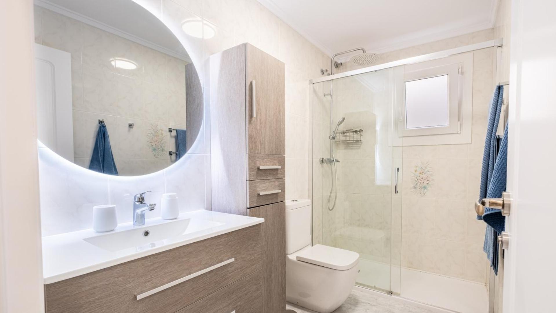 Apartamento Centrico Con Garaje Torrevieja Bagian luar foto