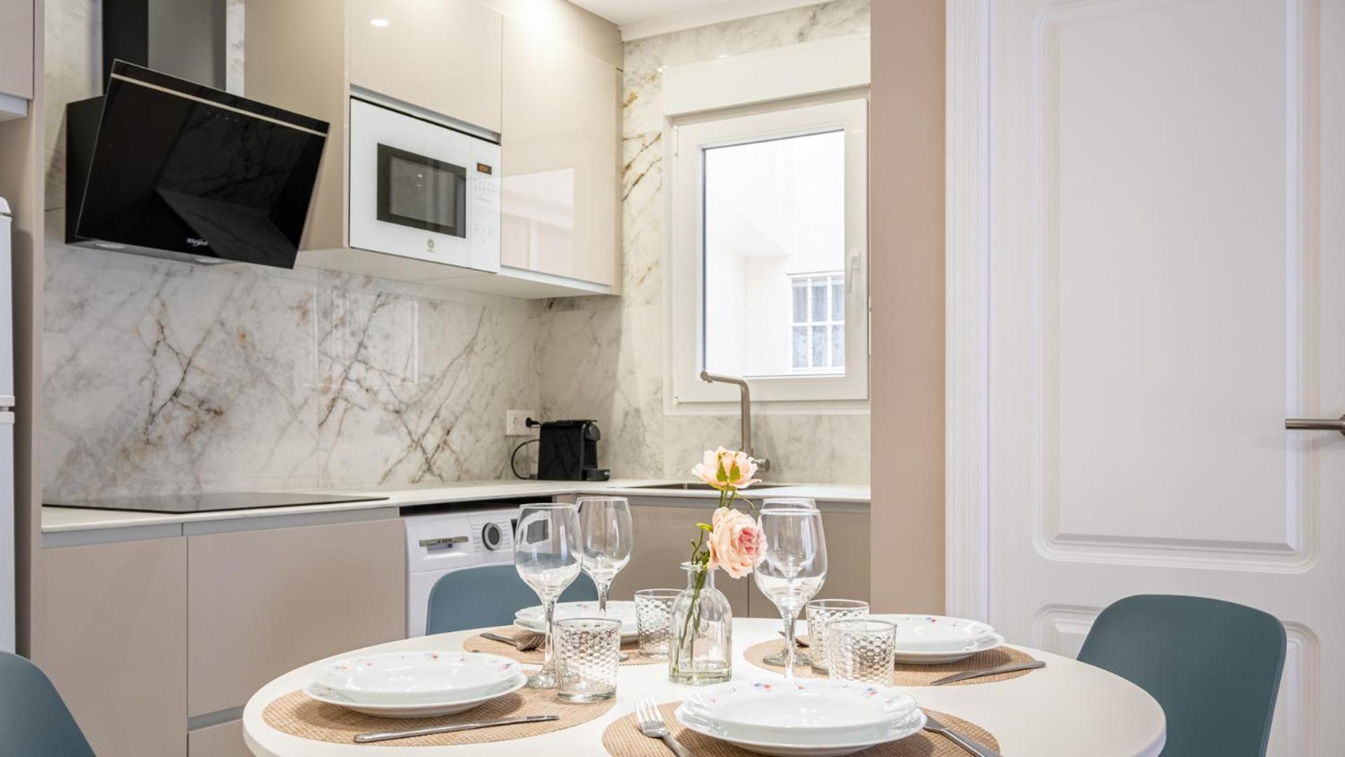 Apartamento Centrico Con Garaje Torrevieja Bagian luar foto